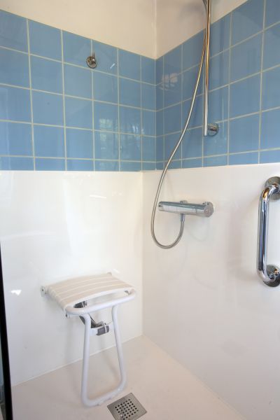 Cost of Elderly Shower Installation in Reston